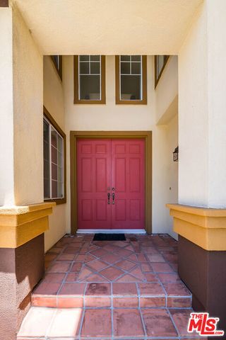 10645 Chiquita Street, Los Angeles, CA 91602
