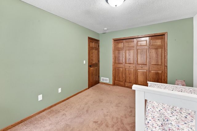 22048 Elston Avenue, Forest Lake, MN 55025