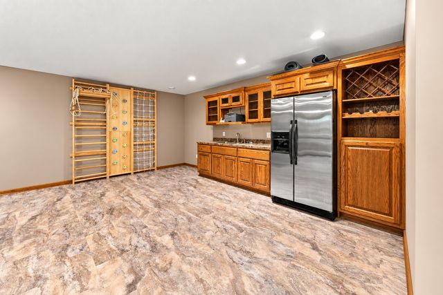 22048 Elston Avenue, Forest Lake, MN 55025