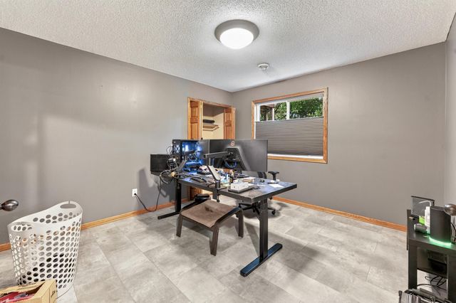 22048 Elston Avenue, Forest Lake, MN 55025