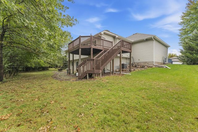 22048 Elston Avenue, Forest Lake, MN 55025