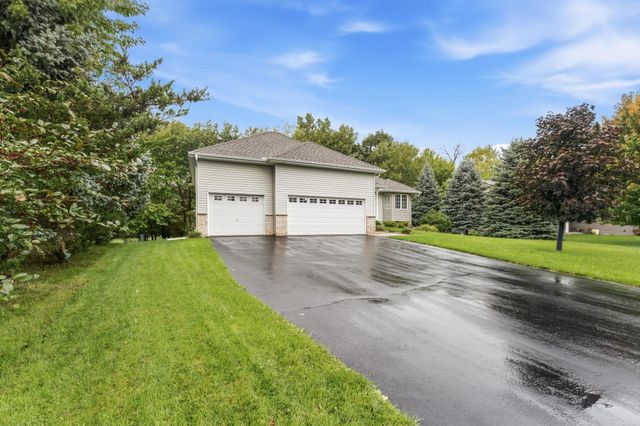 22048 Elston Avenue, Forest Lake, MN 55025