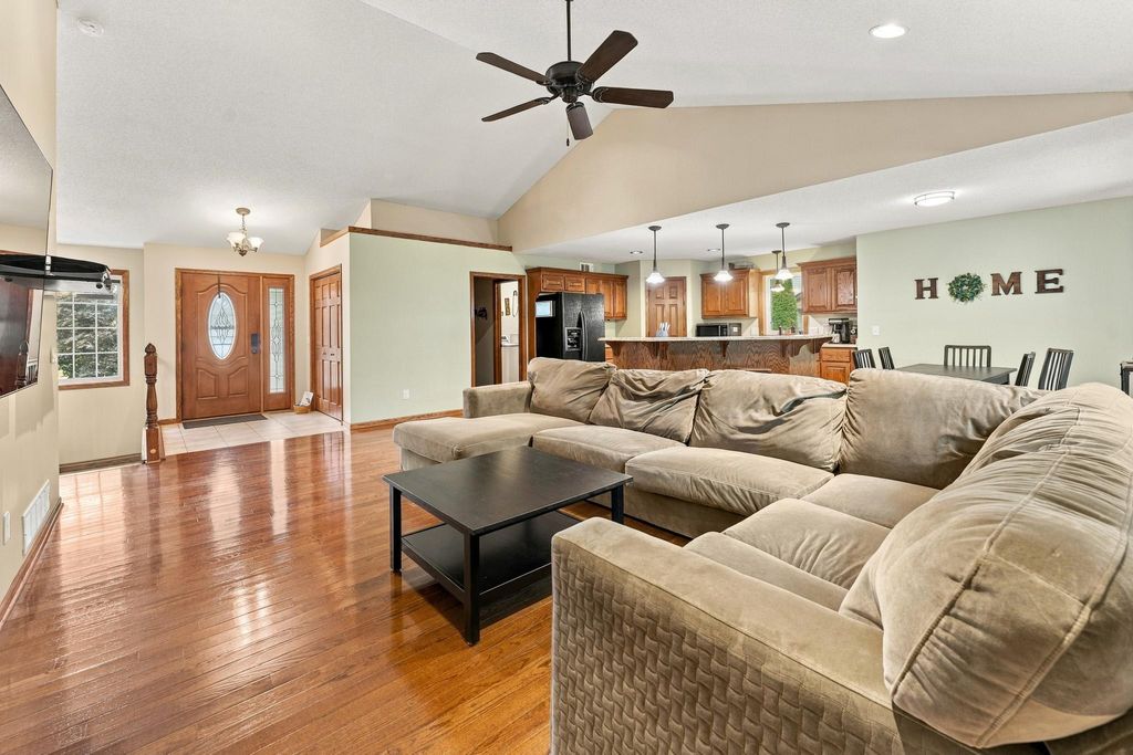 22048 Elston Avenue, Forest Lake, MN 55025 — photo 4