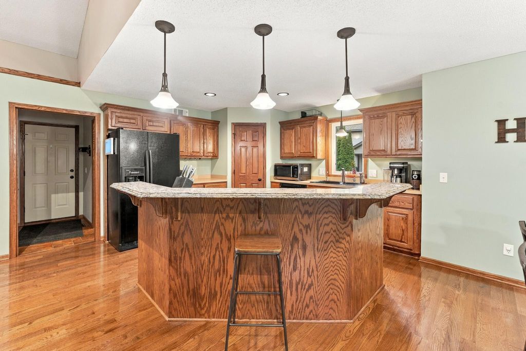 22048 Elston Avenue, Forest Lake, MN 55025 — photo 5