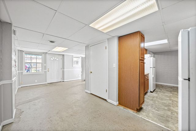 1716 Merritt Dr, Clarksville, TN 37043