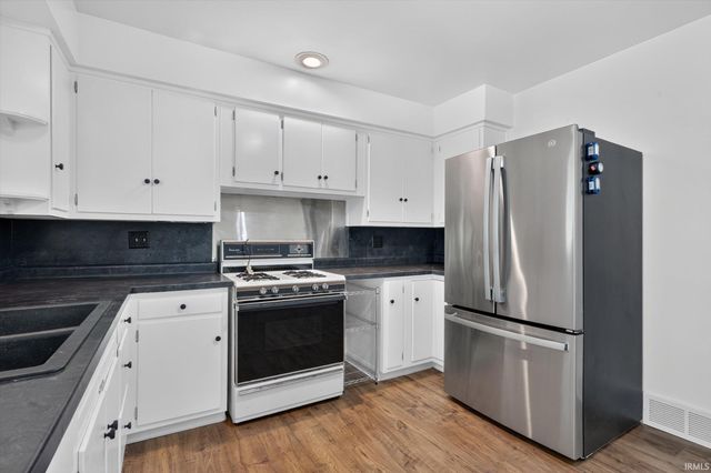 1519 Altgeld Street, South Bend, IN 46614