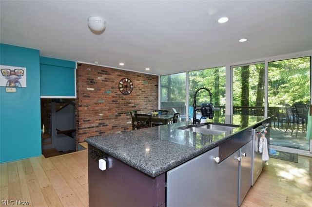1944 Laurel Hill Drive, South Euclid, OH 44121