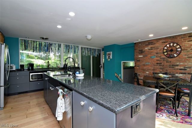 1944 Laurel Hill Drive, South Euclid, OH 44121