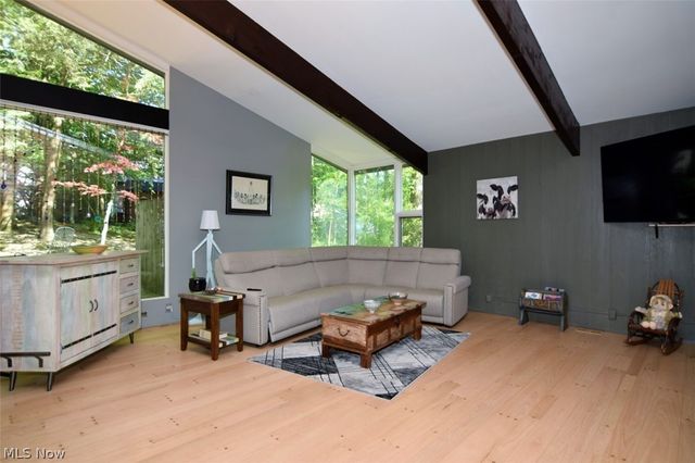 1944 Laurel Hill Drive, South Euclid, OH 44121