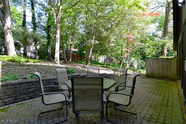 1944 Laurel Hill Drive, South Euclid, OH 44121