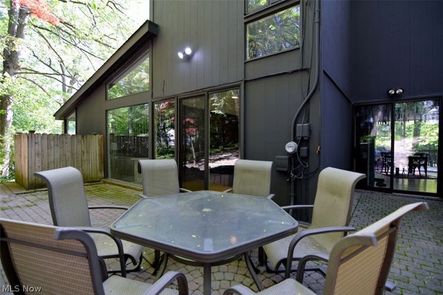 1944 Laurel Hill Drive, South Euclid, OH 44121