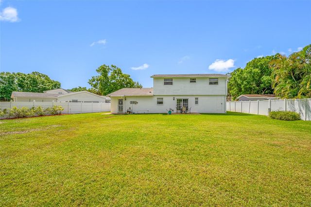 12465 MONARCH CIRCLE, Seminole, FL 33772