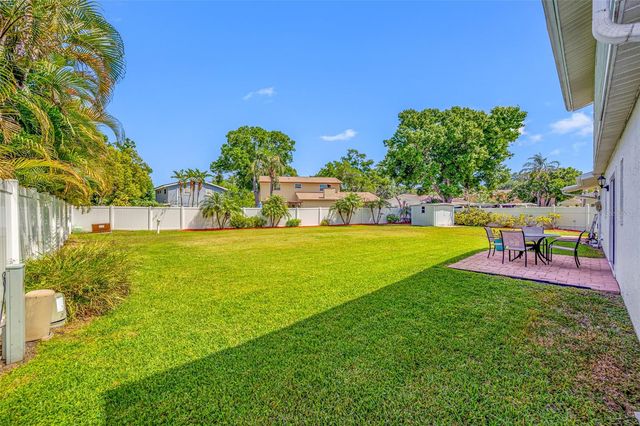 12465 MONARCH CIRCLE, Seminole, FL 33772
