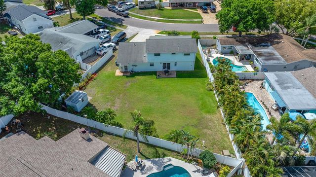 12465 MONARCH CIRCLE, Seminole, FL 33772