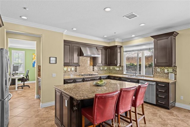 9509 Kings Court, Riverside, CA 92508