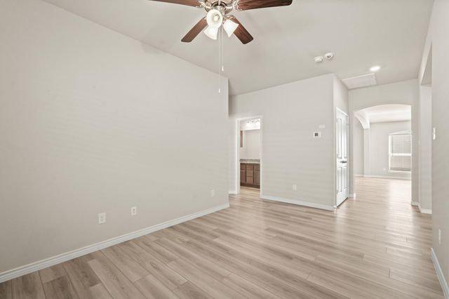 1164 Kennesaw Drive, College Station, TX 77845