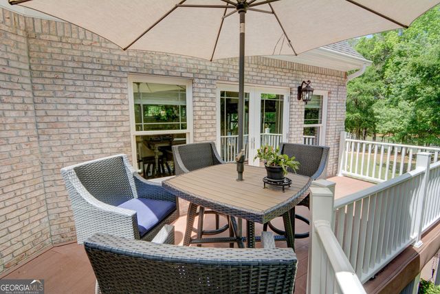 305 Lakeshore Drive, Hartwell, GA 30643