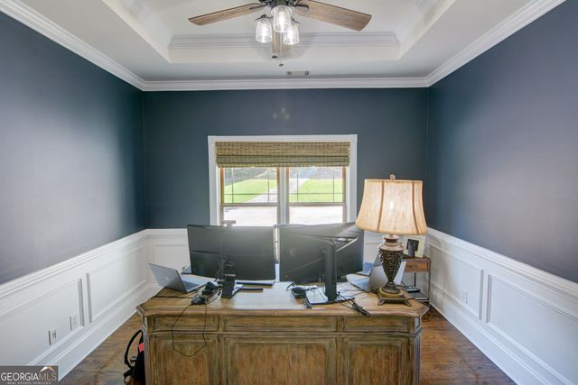 305 Lakeshore Drive, Hartwell, GA 30643