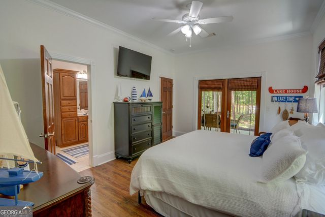 305 Lakeshore Drive, Hartwell, GA 30643