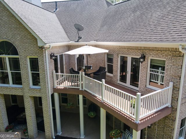 305 Lakeshore Drive, Hartwell, GA 30643