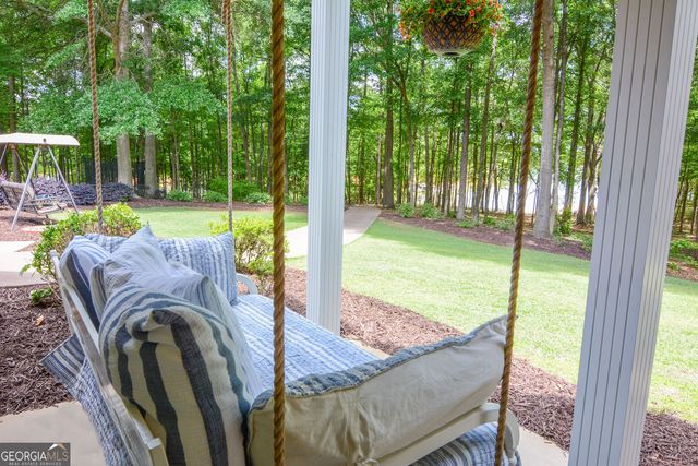 305 Lakeshore Drive, Hartwell, GA 30643