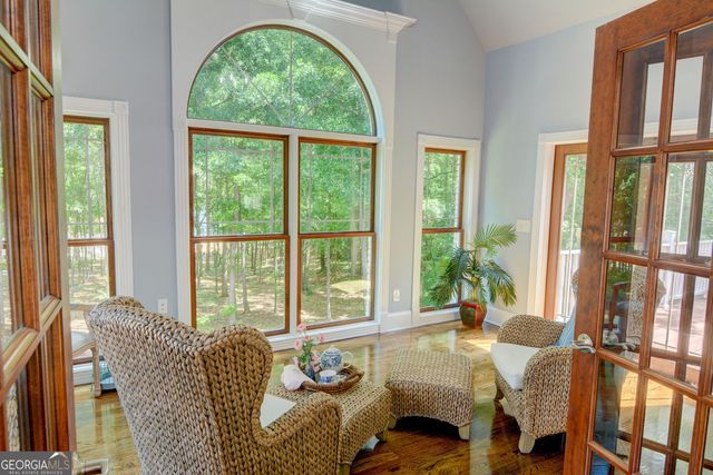 305 Lakeshore Drive, Hartwell, GA 30643