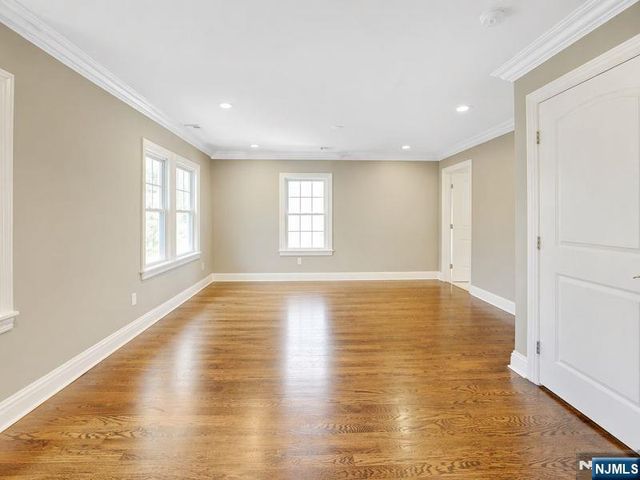 33 Raymond Avenue, Nutley, NJ 07110