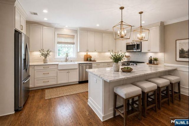 33 Raymond Avenue, Nutley, NJ 07110