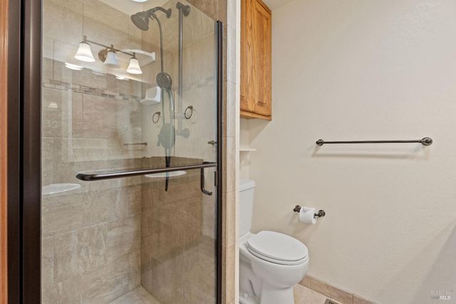 534 Nokomis Dr, Ukiah, CA 95482