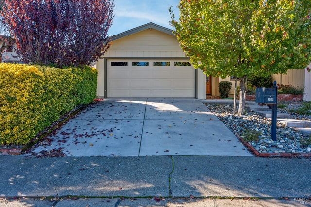 534 Nokomis Dr, Ukiah, CA 95482