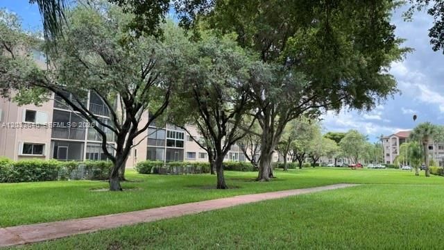 1200 SW 137th Avenue 211E, Pembroke Pines, FL 33027