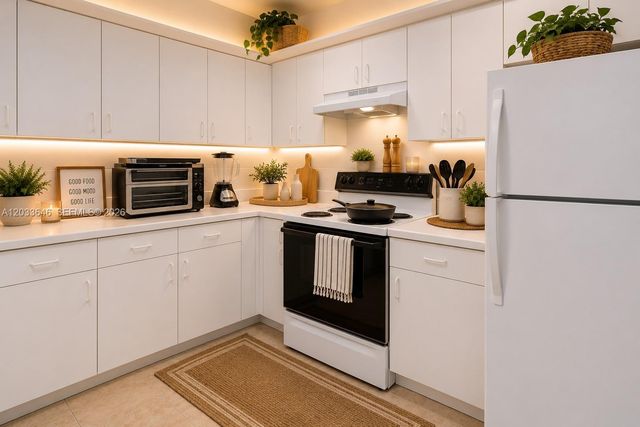 1200 SW 137th Avenue 211E, Pembroke Pines, FL 33027