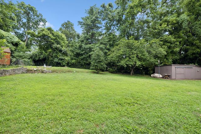 5005 Lewisdale Ct, Nashville, TN 37211