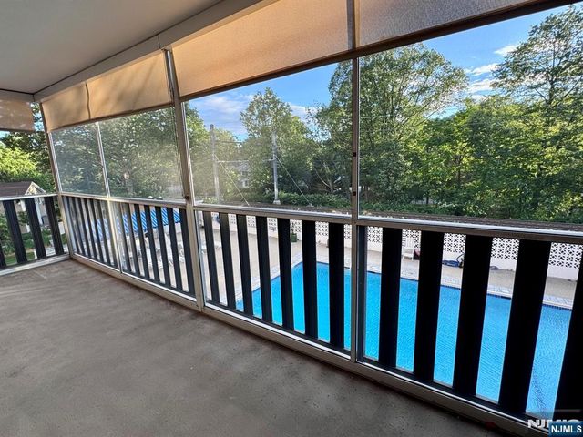 530 Valley 3S, Montclair, NJ 07043