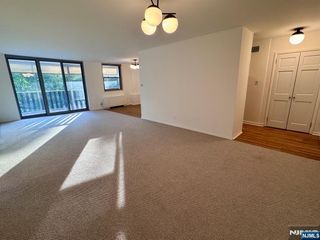530 Valley 3S, Montclair, NJ 07043