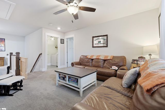 14 Park Vista Way, Greenville, SC 29617