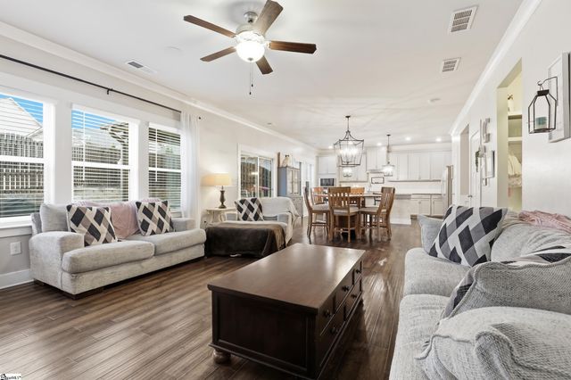 14 Park Vista Way, Greenville, SC 29617