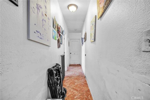 2043 City View, Los Angeles, CA 90033