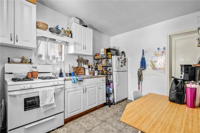 2043 City View, Los Angeles, CA 90033