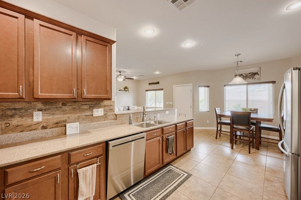 6132 Riverbelle Street, North Las Vegas, NV 89031 — photo 5