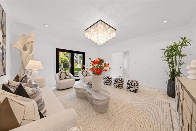 701 Trenton, Beverly Hills, CA 90210