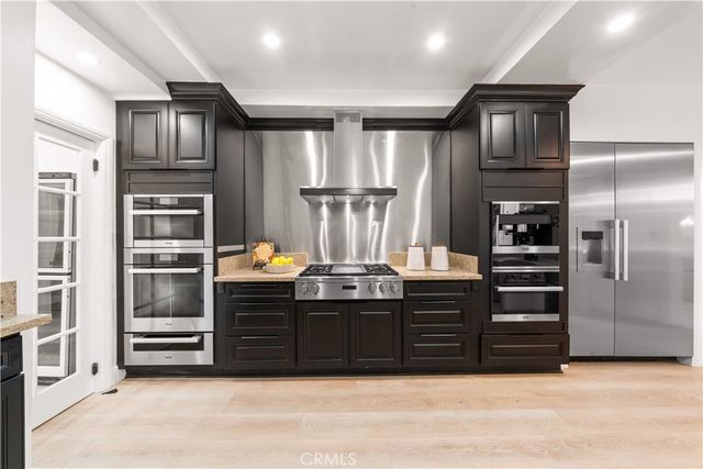 701 Trenton, Beverly Hills, CA 90210