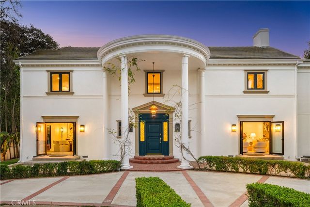 701 Trenton, Beverly Hills, CA 90210