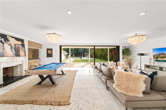 701 Trenton, Beverly Hills, CA 90210