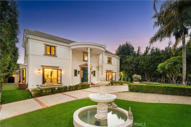 701 Trenton, Beverly Hills, CA 90210