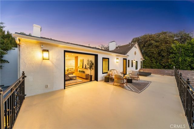 701 Trenton, Beverly Hills, CA 90210