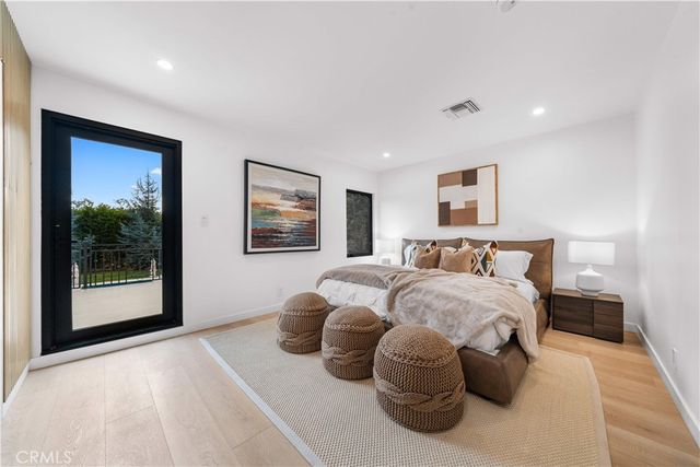 701 Trenton, Beverly Hills, CA 90210