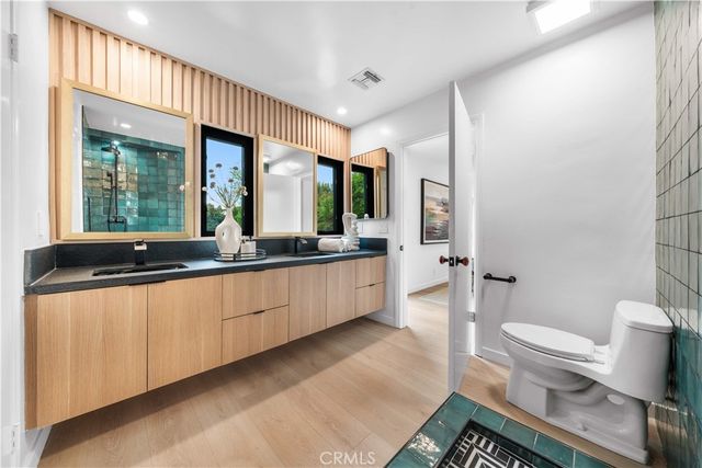 701 Trenton, Beverly Hills, CA 90210