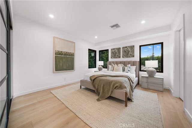 701 Trenton, Beverly Hills, CA 90210