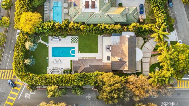 701 Trenton, Beverly Hills, CA 90210